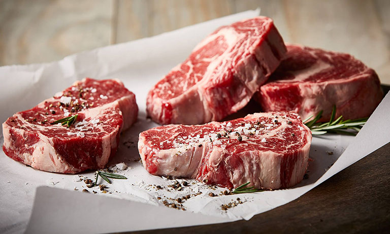 Thịt đỏ và nội tạng động vật chứa nhiều nhân purin ảnh hưởng không tốt đến quá trình điều trị bệnh
