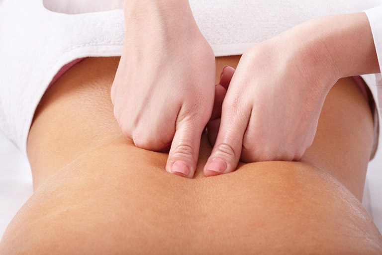 Kết hợp massage điều trị đau nhức do tình trạng chèn ép dây thần kinh tọa gây ra