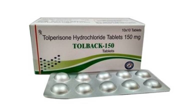 Tolperisone thường được chỉ định trong điều trị đau thần kinh tọa với liều 2 viên 50 mg / 3 lần / ngày.