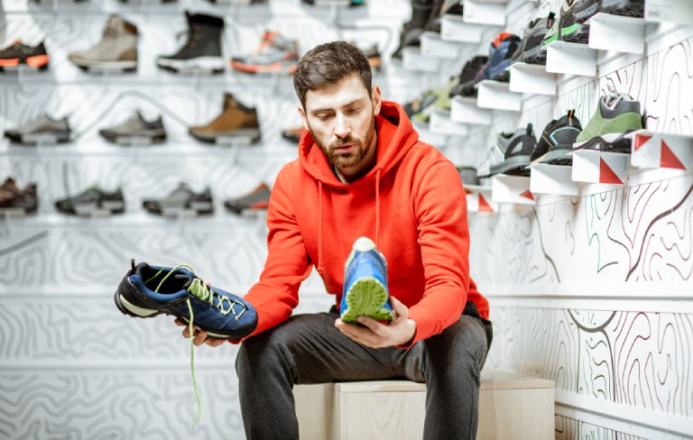 Lựa chọn giày chạy bộ phù hợp giúp giảm nguy cơ chấn thương khi luyện tập