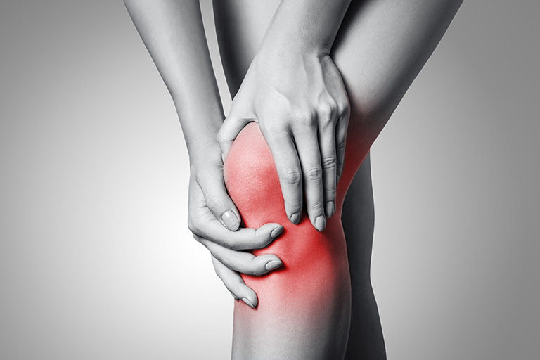 Viêm khớp là bệnh lý phổ biến bởi những cơn đau nhức và ảnh hưởng đến khả năng vận động.